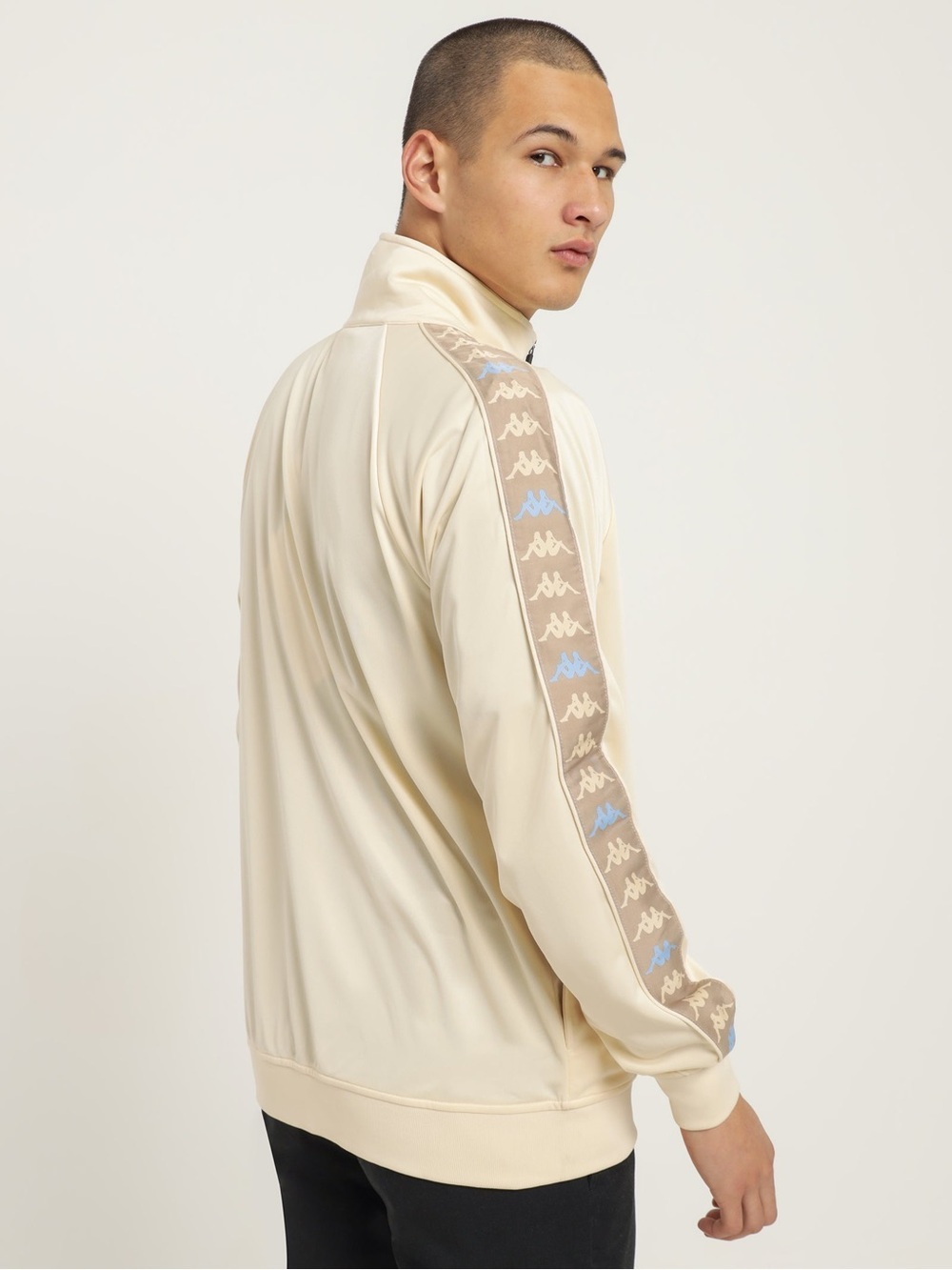 NEW Kappa 222 Banda Dullo Track Jacket
Sz Small